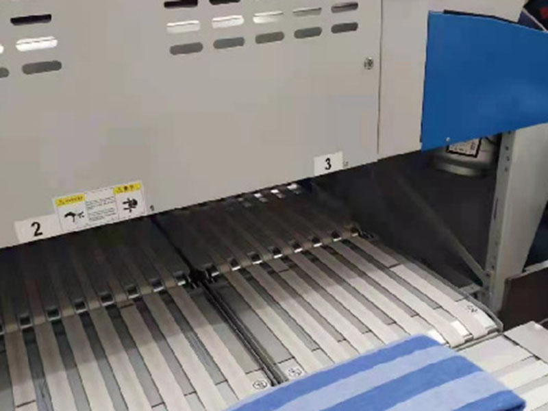 普陀巾类折叠机-01